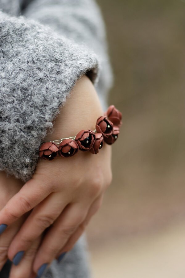 Erikaknitwear bracelet